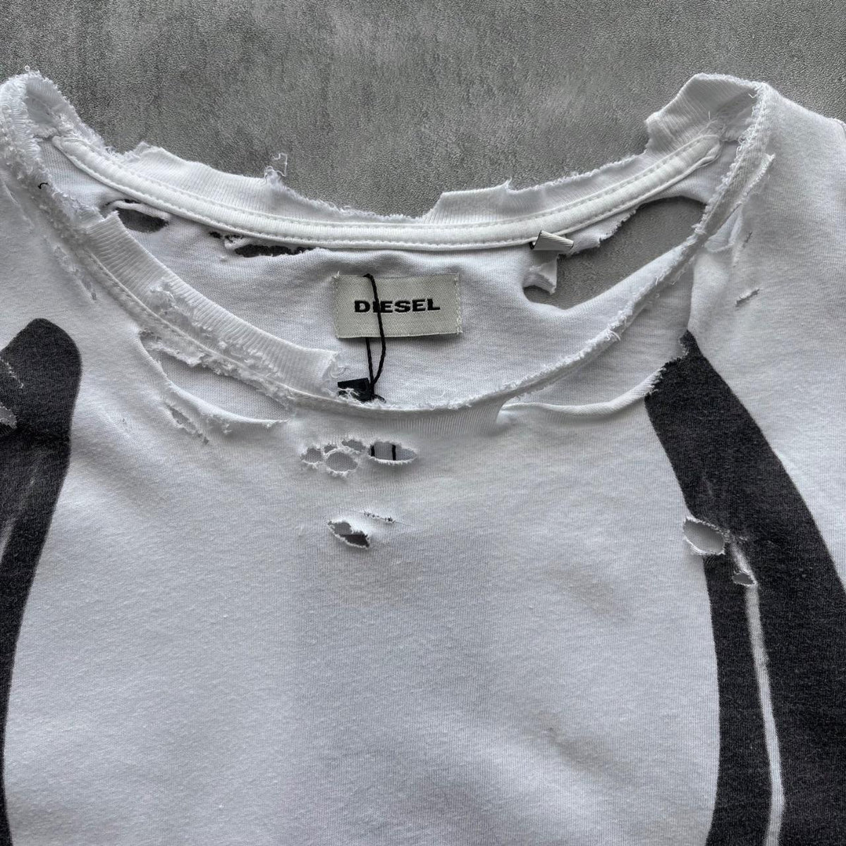 DIESEL DISTRESSED T-SHIRT