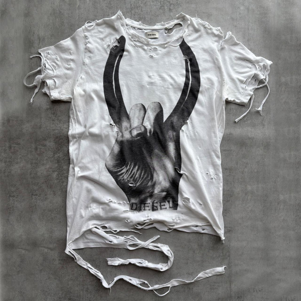 DIESEL DISTRESSED T-SHIRT