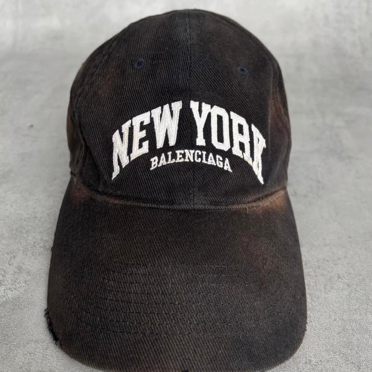 BALENCIAGA NEW YORK CAP