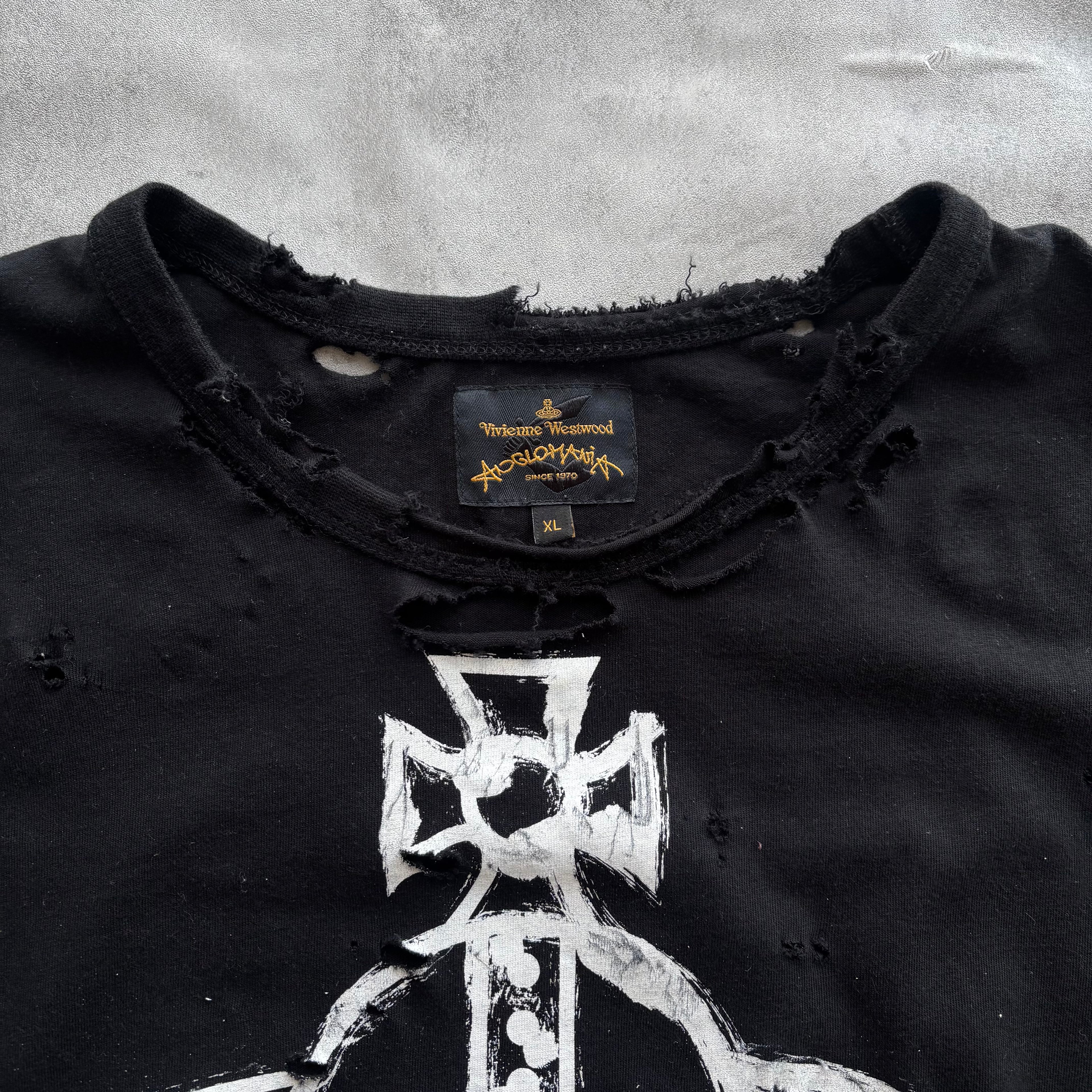 VIVIENNE WESTWOOD DISTRESSED T-SHIRT