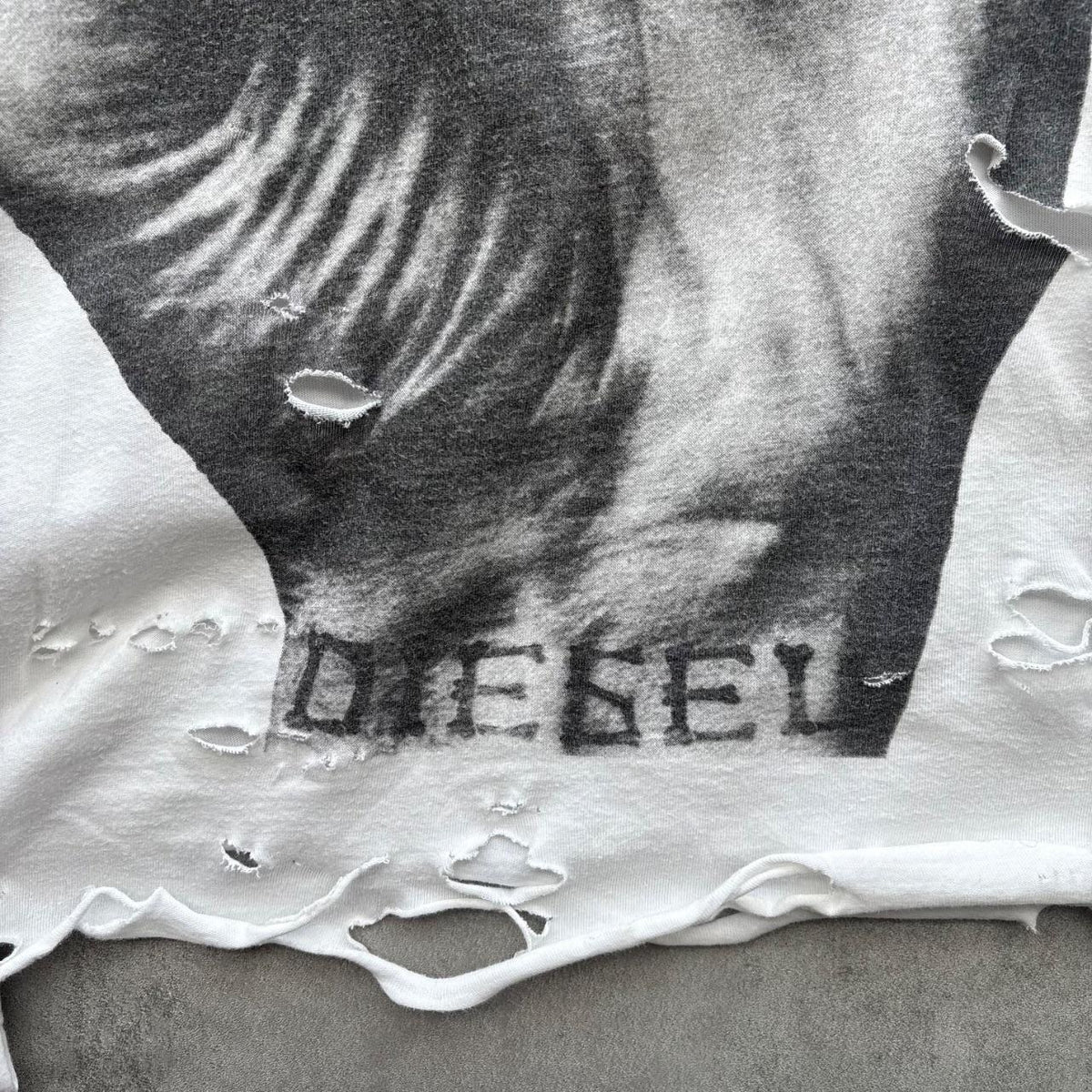 DIESEL DISTRESSED T-SHIRT