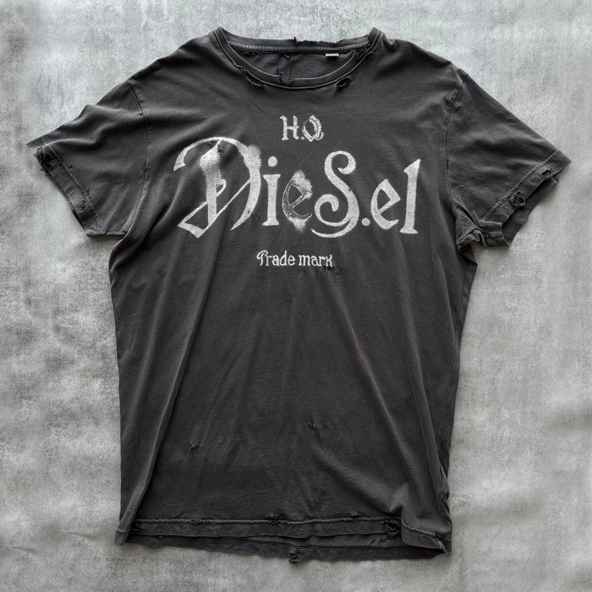 DIESEL DISTRESSED T-SHIRT