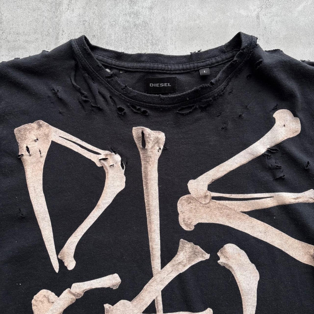 DISTRESSED DIESEL T-SHIRT