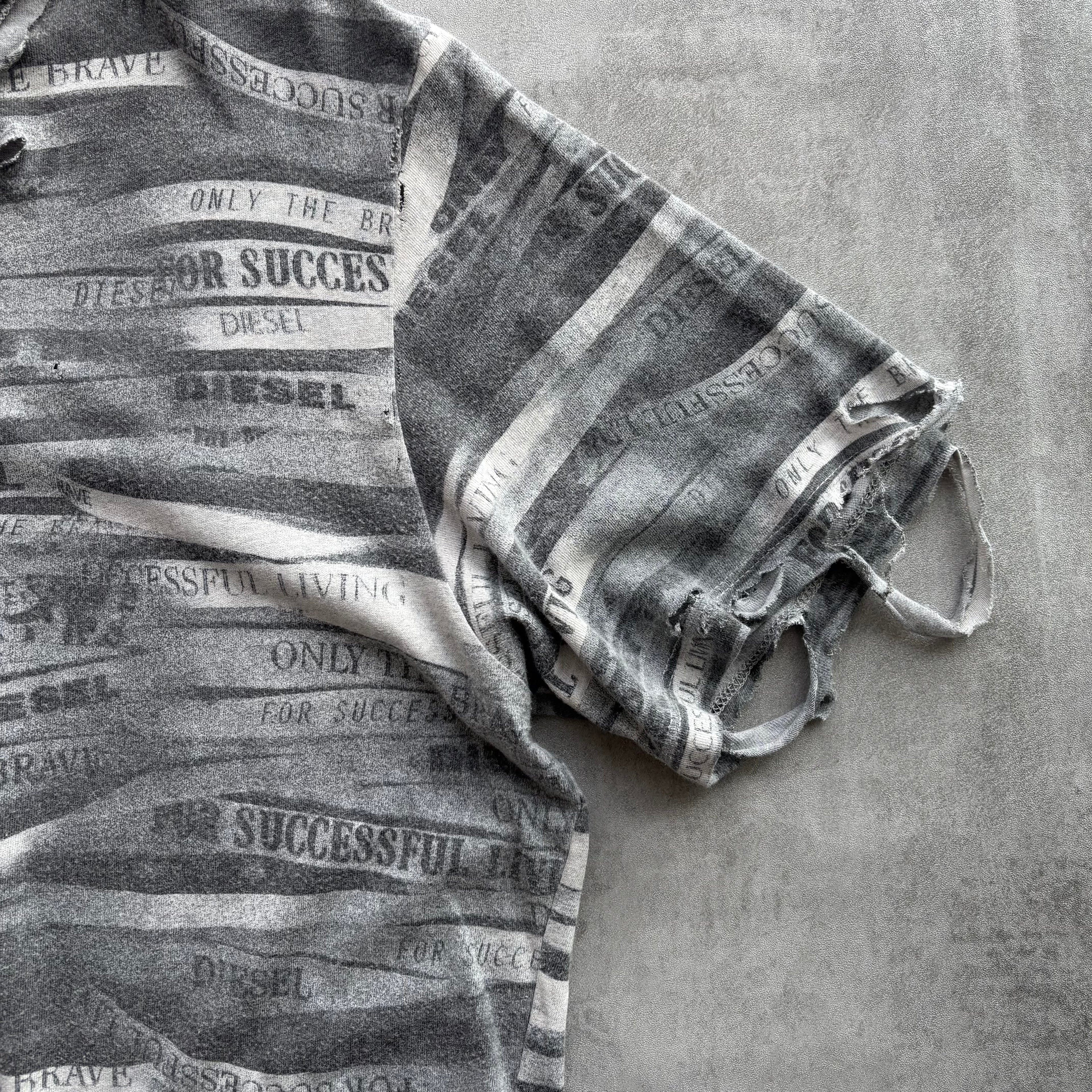 DISTRESSED DIESEL T-SHIRT